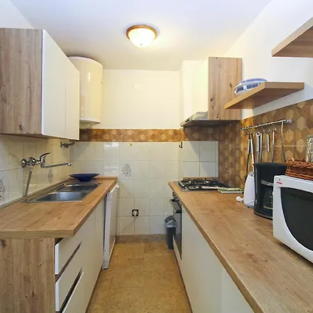 Mit Privatpool Fuer 8 Personen Ca 140 Qm In Paradiz Bei Vodnjan, Istrien Suedkueste Von Istrien 沃德年