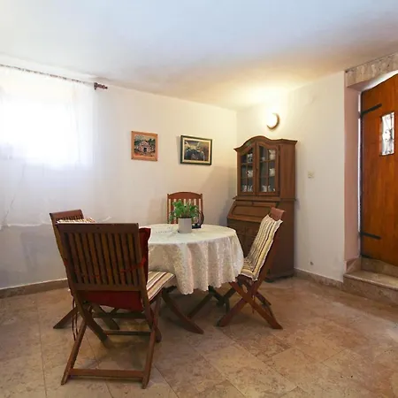 Mit Privatpool Fuer 8 Personen Ca 140 Qm In Paradiz Bei Vodnjan, Istrien Suedkueste Von Istrien